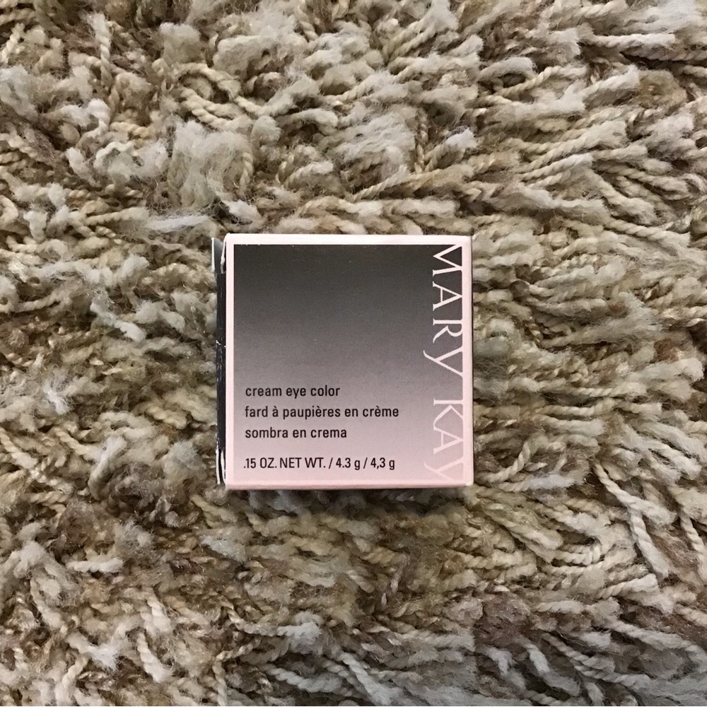 Mary Kay cream eye color violet storm